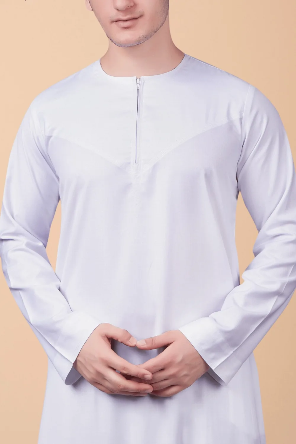 Pure White Modern Zip-Neck Thobe – Minimalist Classic Men’s Islamic Wear - Image 4 - Ruby Online